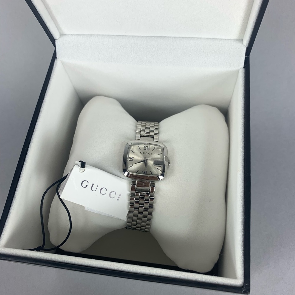 gucci watch - Picture 1 of 4